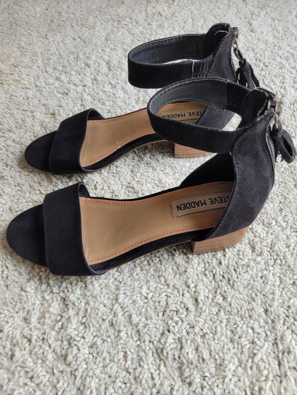 Steve Madden "Darcie" Black Suede Ankle-Strap Block Heels Rear Zip & Tassel 5